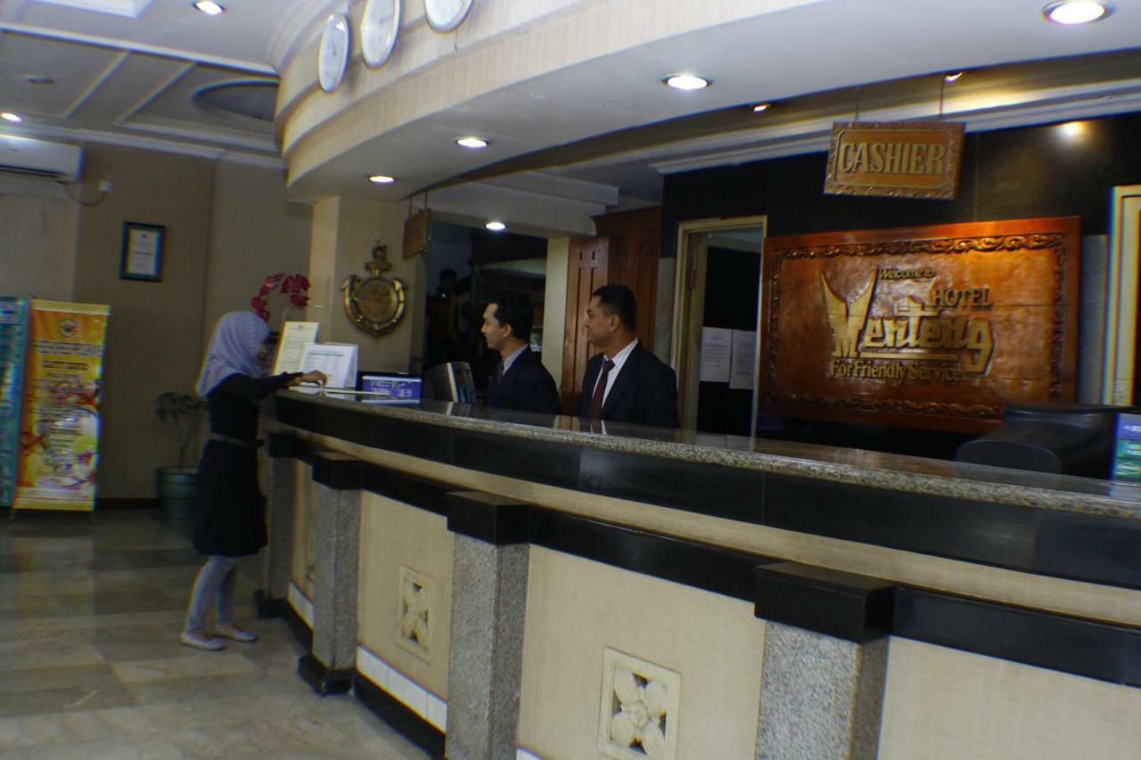 Hotel Menteng 2 Jakarta Bagian luar foto