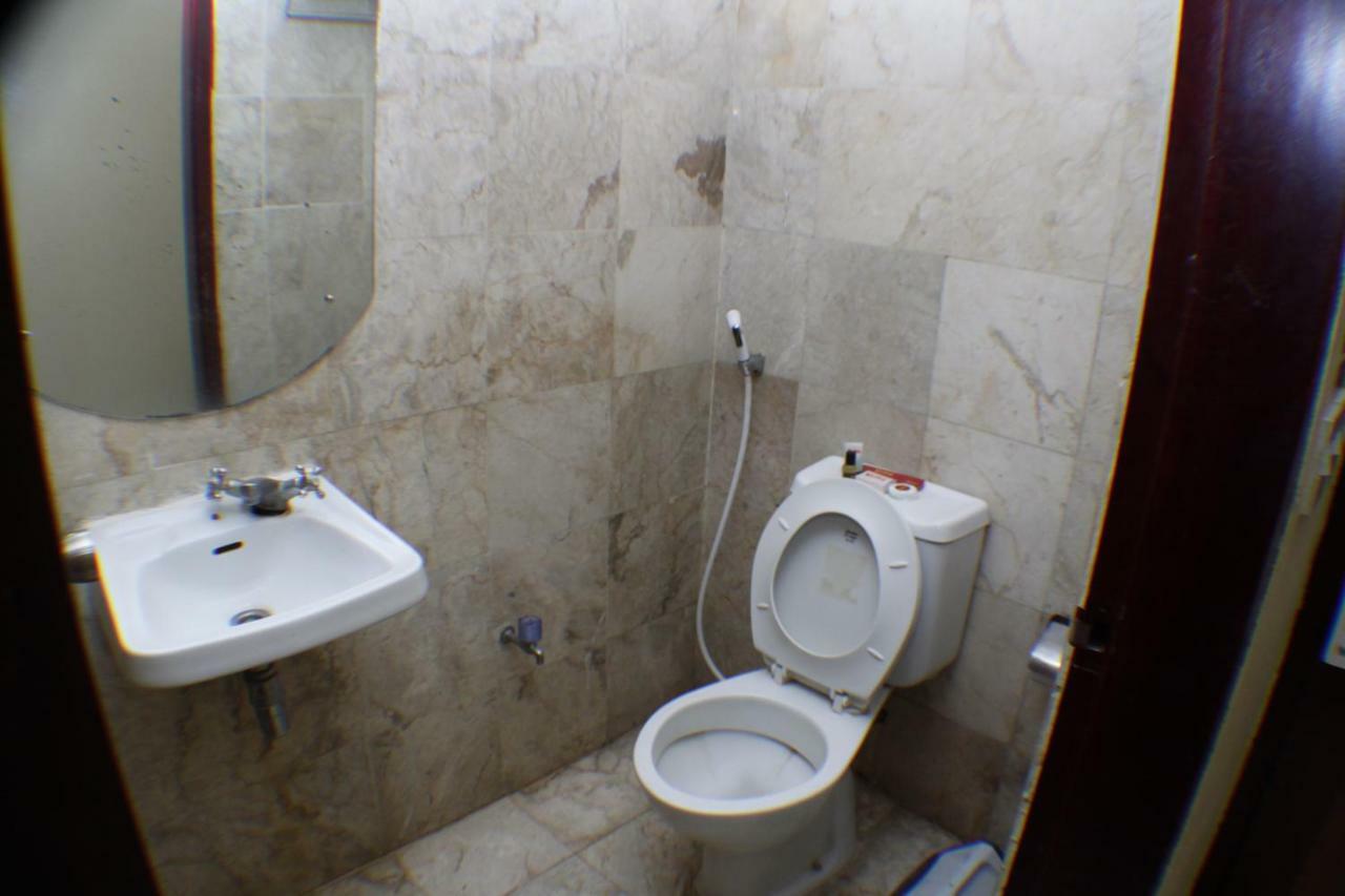 Hotel Menteng 2 Jakarta Bagian luar foto